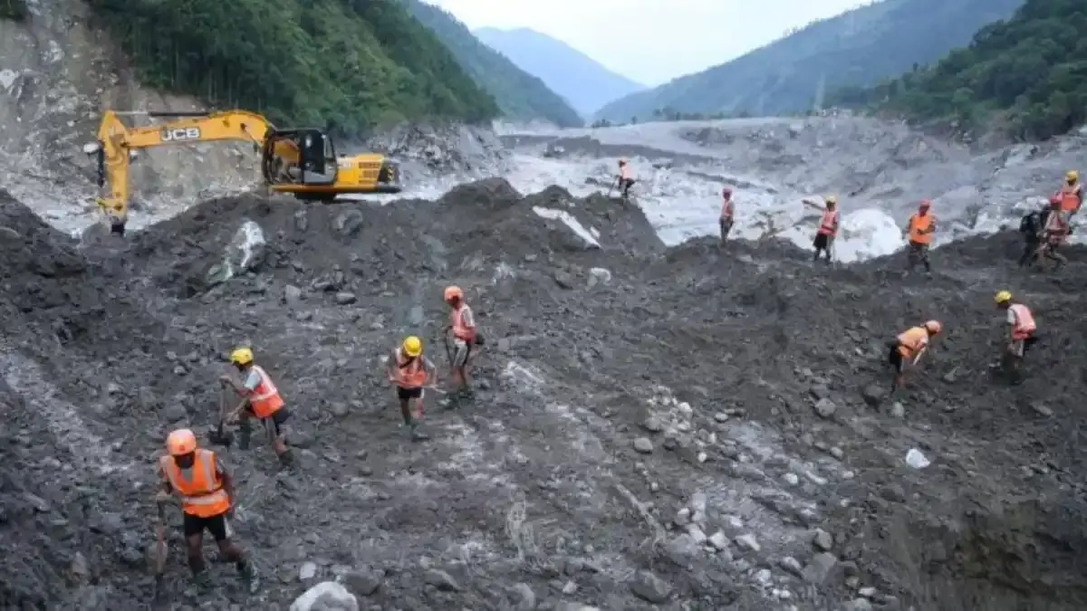 Nepal Flash Floods: Death Toll Hits 1,127; Sonu Sood Arrives With Relief